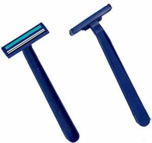 Rasoir et mousse à raser